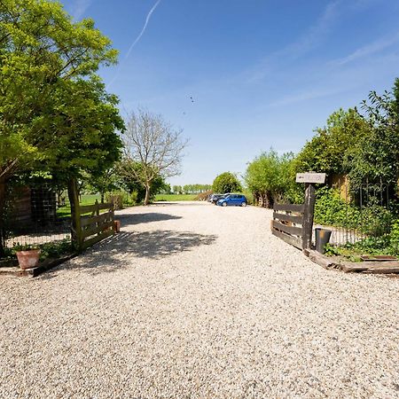Herberg De Lingehoeve Oosterwijk Экстерьер фото