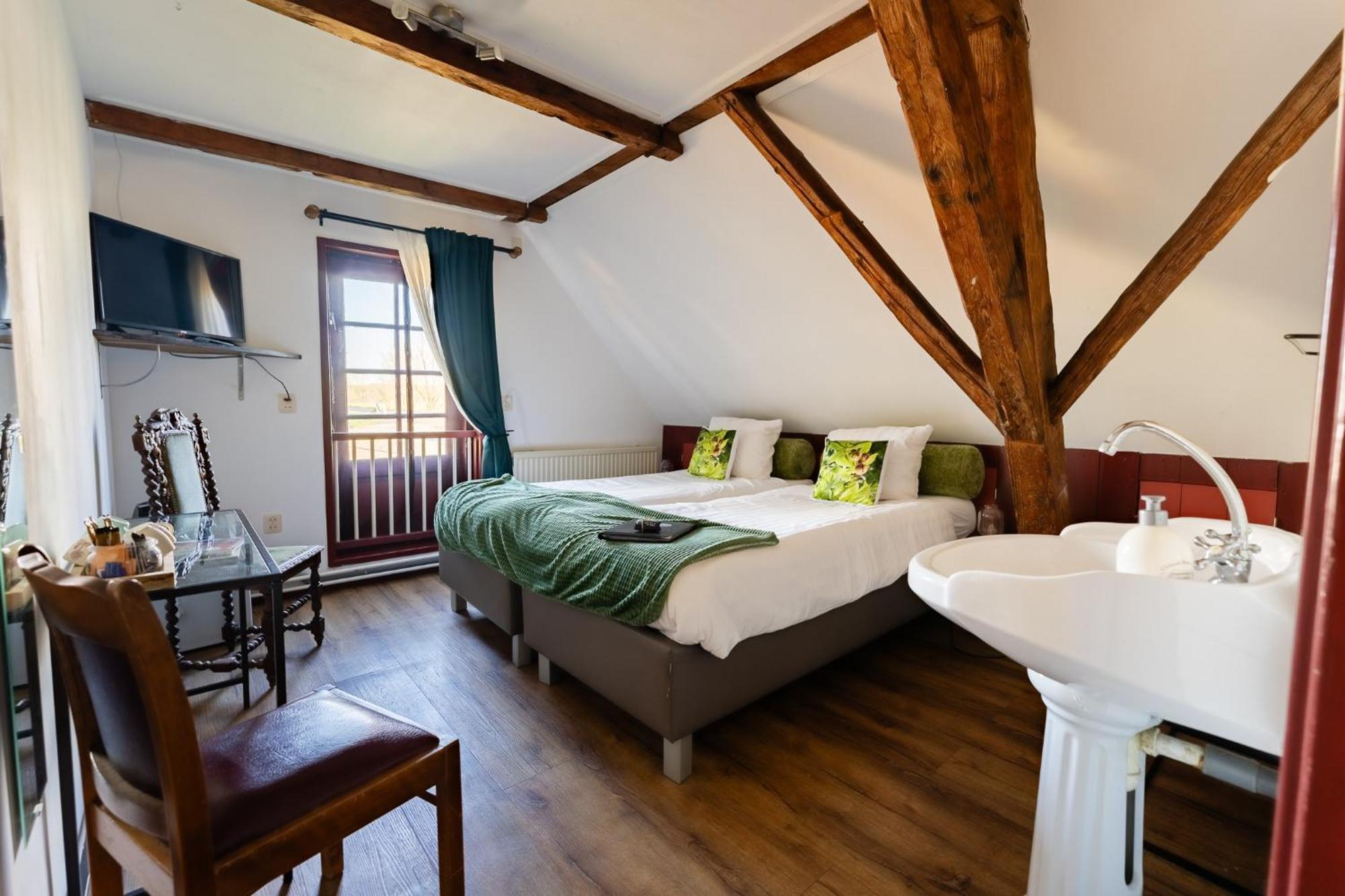 Herberg De Lingehoeve Oosterwijk Экстерьер фото